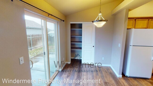 Foto del edificio - 3 br, 2 bath House - 928 Highland Rd