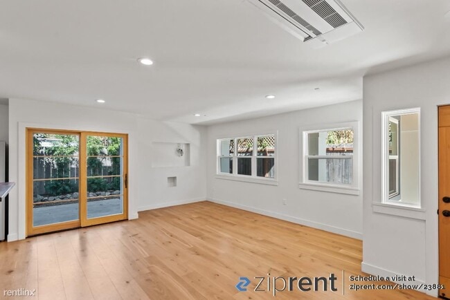Building Photo - 3 br, 3 bath House - 912 61st St, Oakland,...
