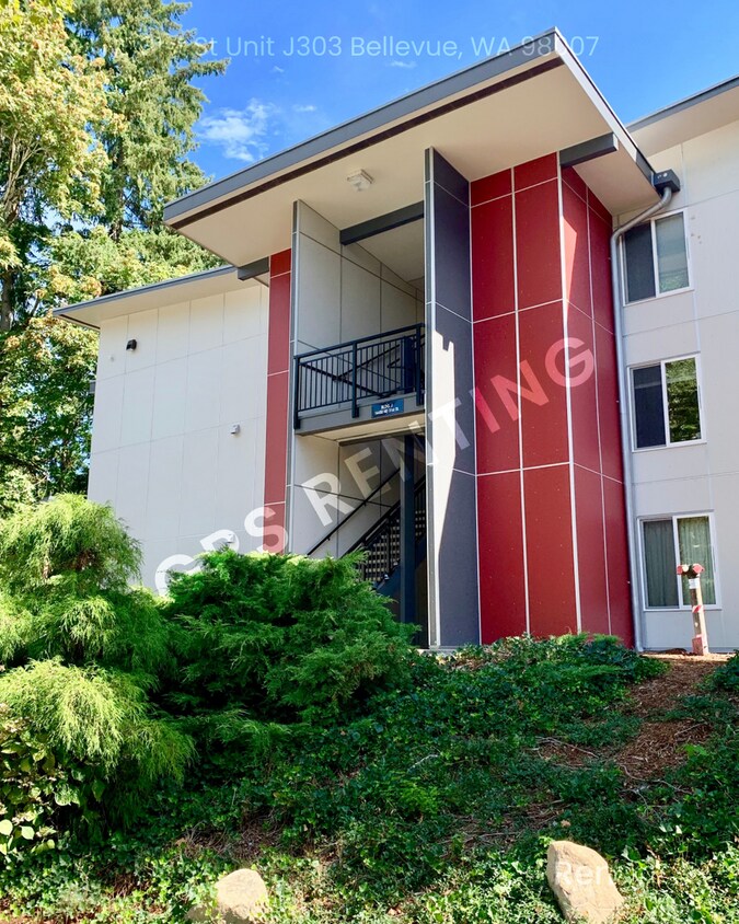 Foto principal - 14480 NE 31st St