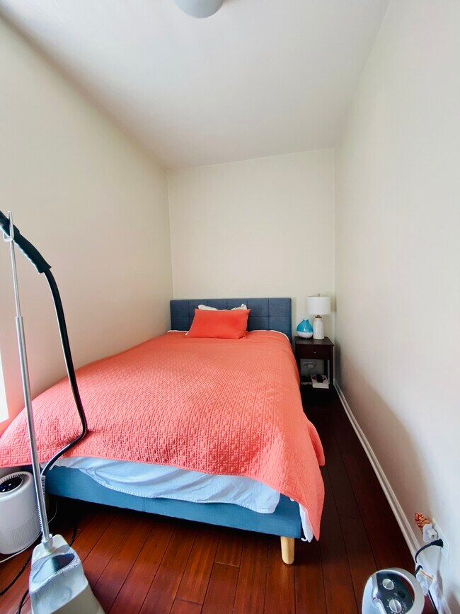 Foto del edificio - 2246 W Armitage Ave