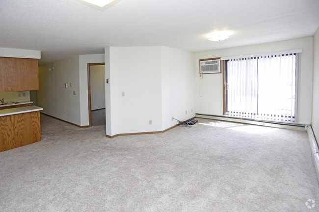 Interior Photo - Campus Center Apartments