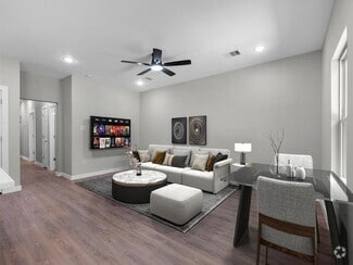 Building Photo - 5201 Kenilwood Dr