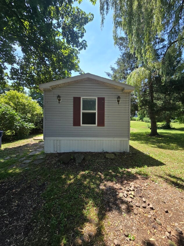Foto principal - 4006 Outlet Rd