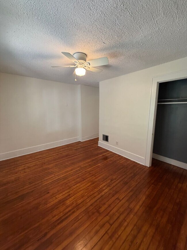 Foto del edificio - Charming 2 Bed, 2 Bath Home Near German Vi...