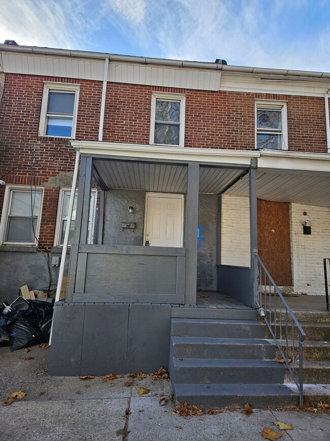 Building Photo - 1010 Terrill St