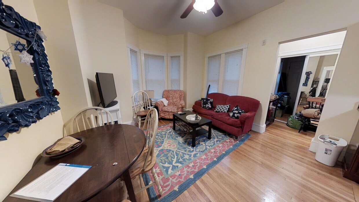 26 White St Unit 1, Cambridge, MA 02140 26 White St Cambridge, MA