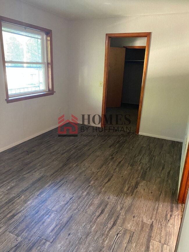 Building Photo - $99 Move In Special | Two Bedroom Apartment | New Harmony, Indiana
