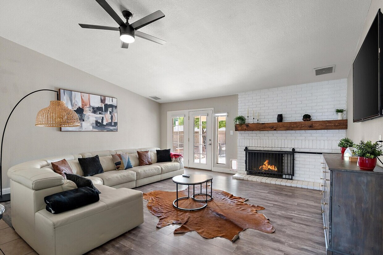 Foto principal - 4329 E Cherokee St