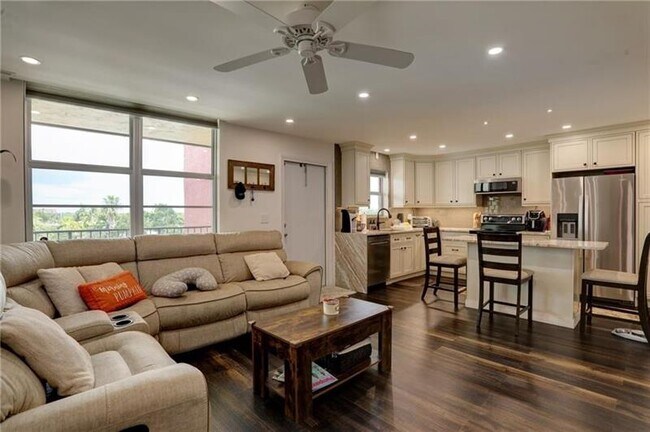 Foto del edificio - 2400 NE 10th St