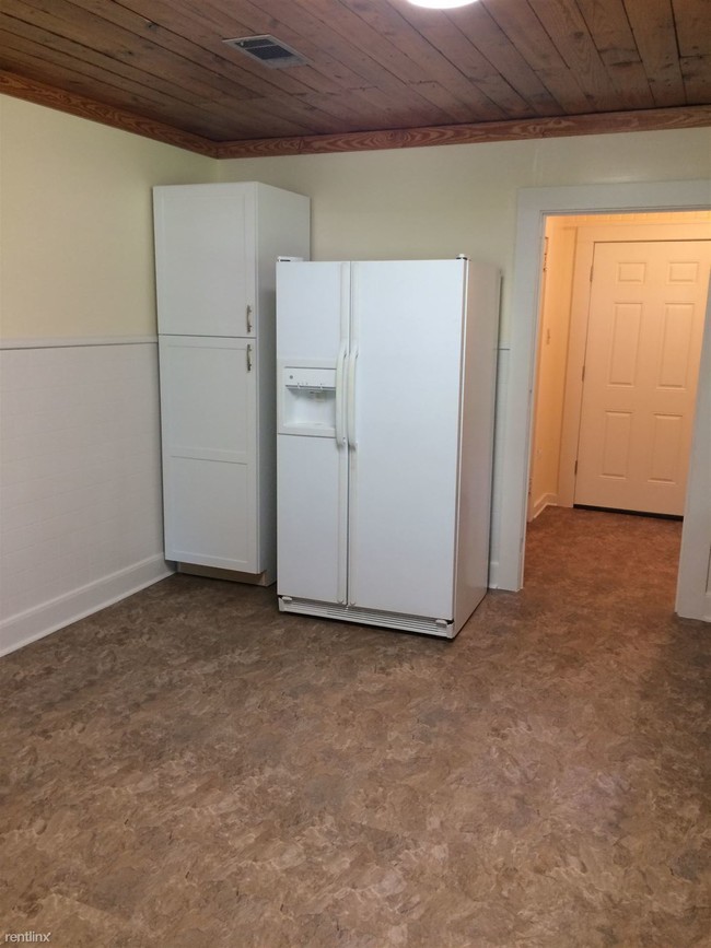 Building Photo - 2 br, 1 bath House - 44050 S Range Rd