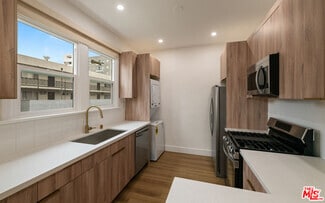 Building Photo - 5727 Carlton Way