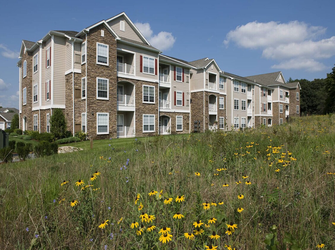 Lodge at Foxborough Apartments 400 Foxborough Blvd Foxboro, MA