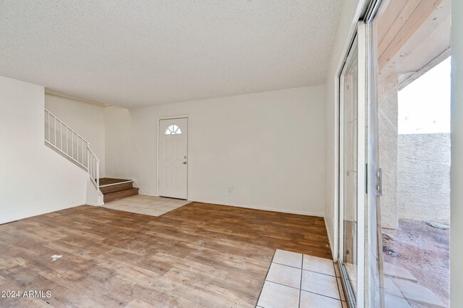 Foto del edificio - 4435 E Pueblo Ave