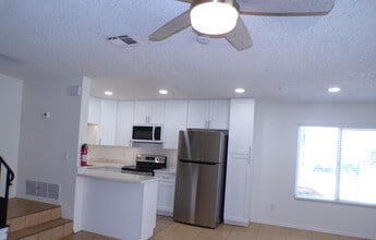 Building Photo - 6633 Stonepine Ln