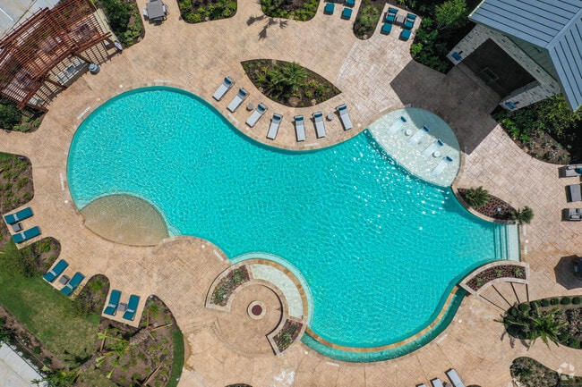 Infinity Edge Resort-Style Pool - The Pointe at Valley Ranch Town Center