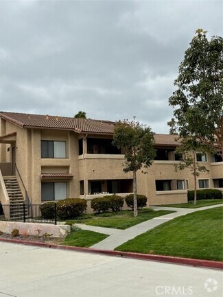 Building Photo - 3888 San Ramon Dr
