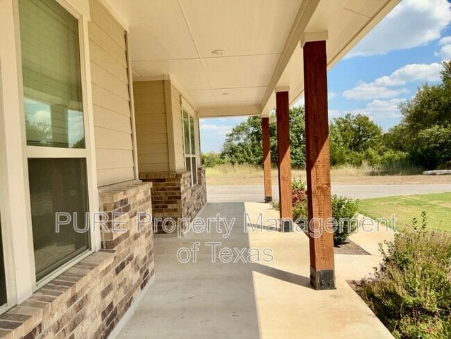 Building Photo - 2814 Lost Oak Cove