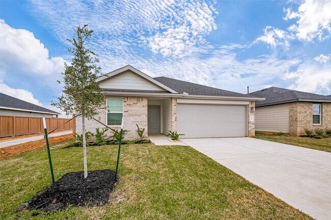 Building Photo - 31038 Brightwell Bnd