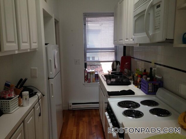 Foto del edificio - 57 Westland Ave