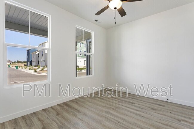 Building Photo - 1848 Red Twilight Ln