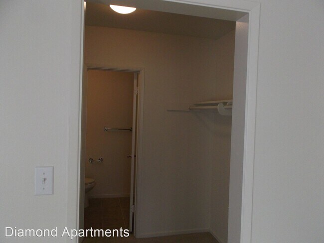 Foto del edificio - 4721 Lamont St
