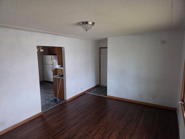 Foto del edificio - 4573 Main St NE