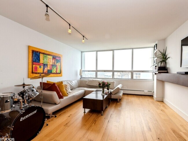 Foto del edificio - 6171 N Sheridan Rd