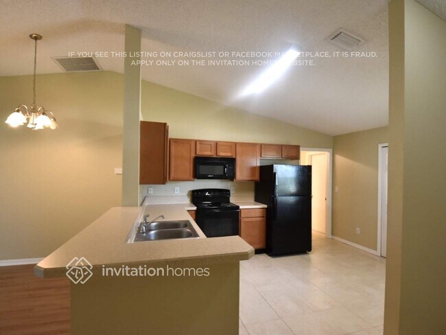 Foto del edificio - 4307 Mt Carmel Ln