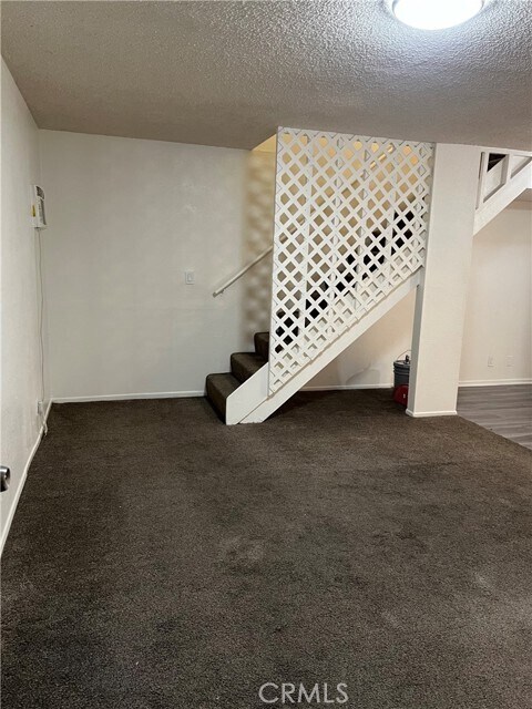 Foto del edificio - 1128 E 6th St