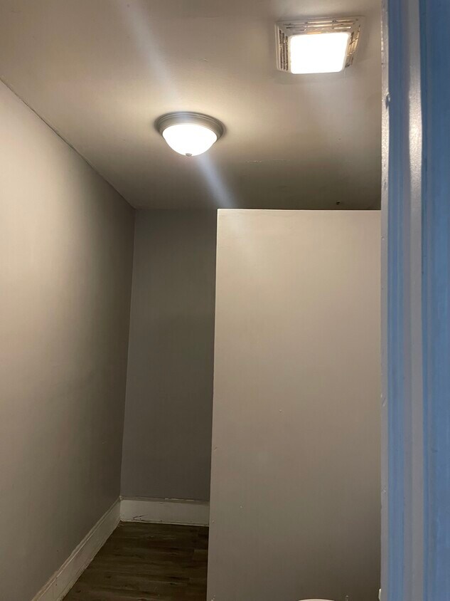 1424 N Gaines St Unit 1.5, Davenport, IA 52804 1424 N Gaines St Davenport, IA Apartments for