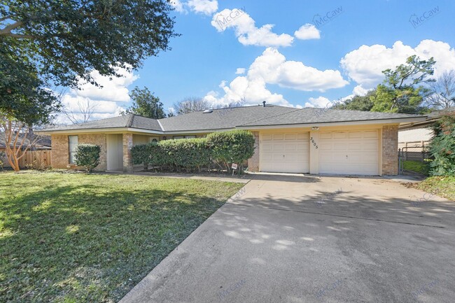 Building Photo - Stunning 4/2/2 in Bedford! New photos comi...