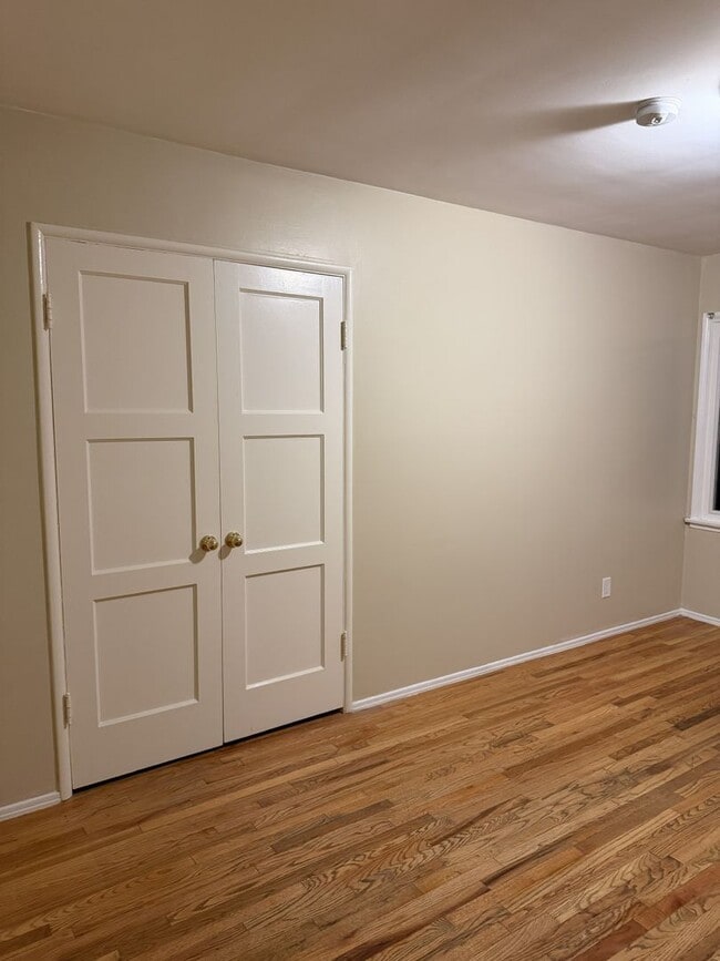 Foto del edificio - Charming One-Bedroom Apartment | South of the Blvd – Sherman Oaks