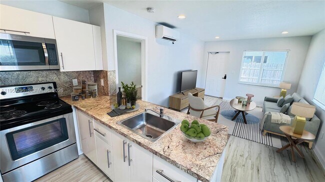 Foto del edificio - 718 SE 13th St