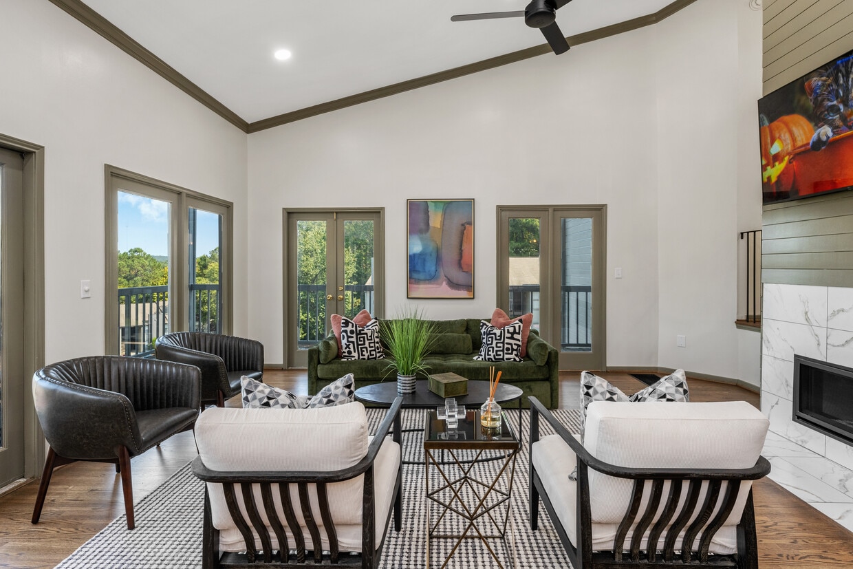 Photo - Hickory Knoll Apartments