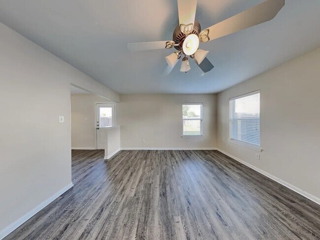 Foto del edificio - 16419 Noble Meadow Ln
