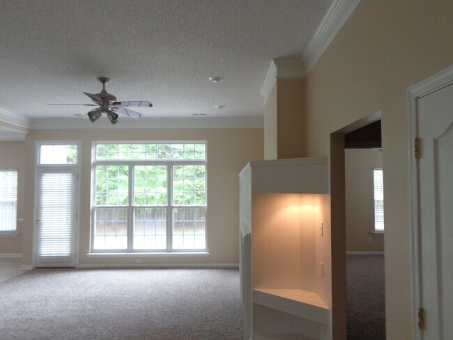 Building Photo - 14036 McGloughlin Way Ct