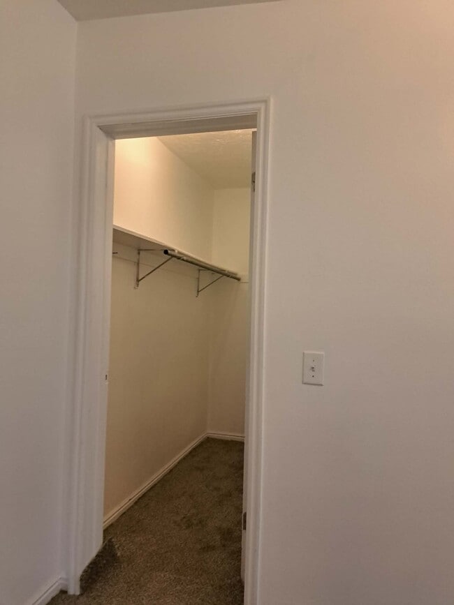 Foto del edificio - 3278 Ogden Ave