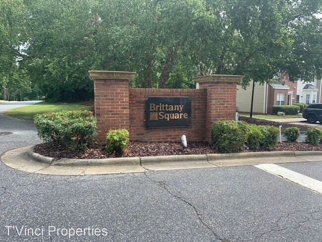 3 br, 2.5 bath House 1708 Brittany Way House for Rent