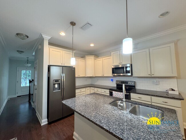 Foto del edificio - Smart 4BR Home in Valparaiso Near Eglin AFB!