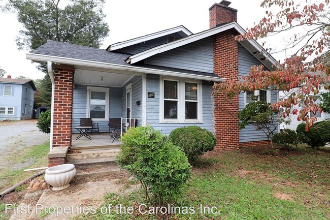 Building Photo - 3 br, 1 bath House - 209 N. New Hope Rd.