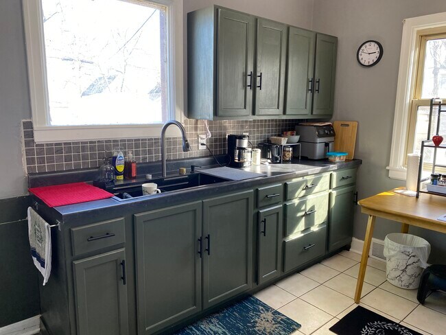 Cocina del nivel principal - 712 Washington Memorial Dr