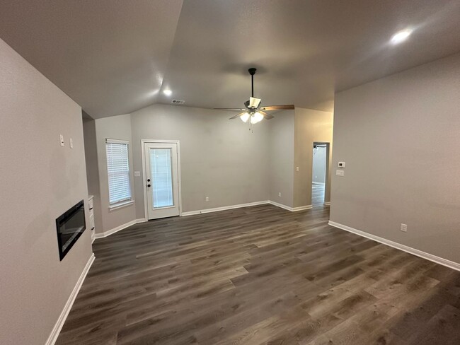 Foto del edificio - 4bd/2ba in Temple, TX