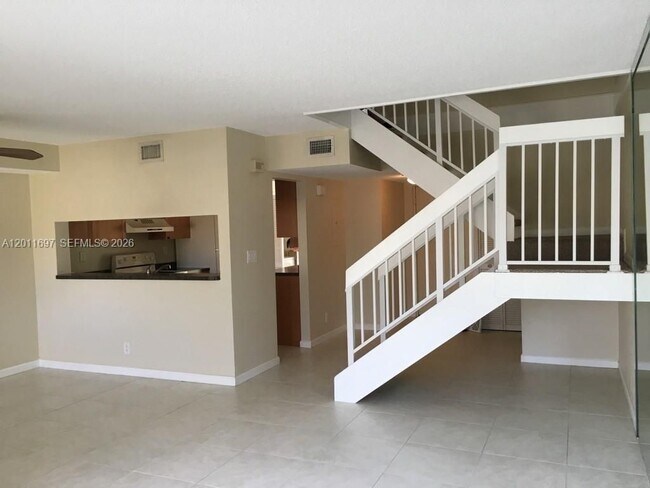 Foto del edificio - 7885 NW 7th Ct