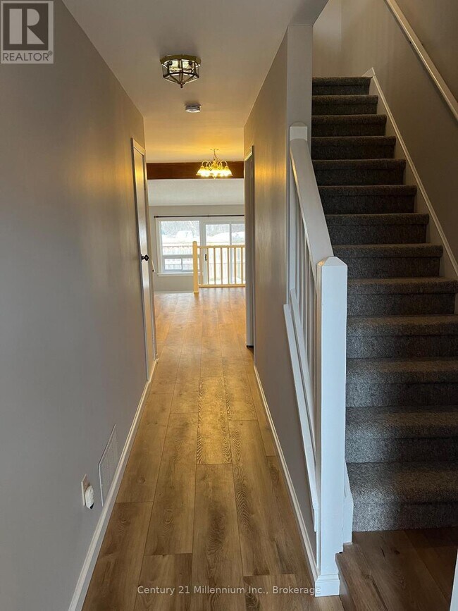 Photo du bâtiment - 601 Tenth St