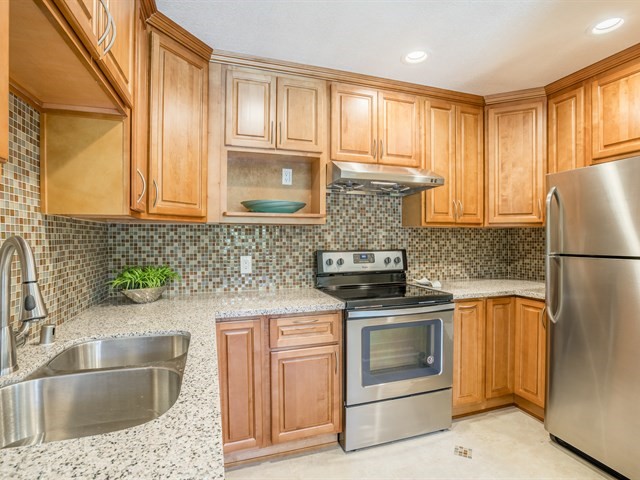 Primary Photo - 888 Golden Saratoga-Cupertino Apartment Homes