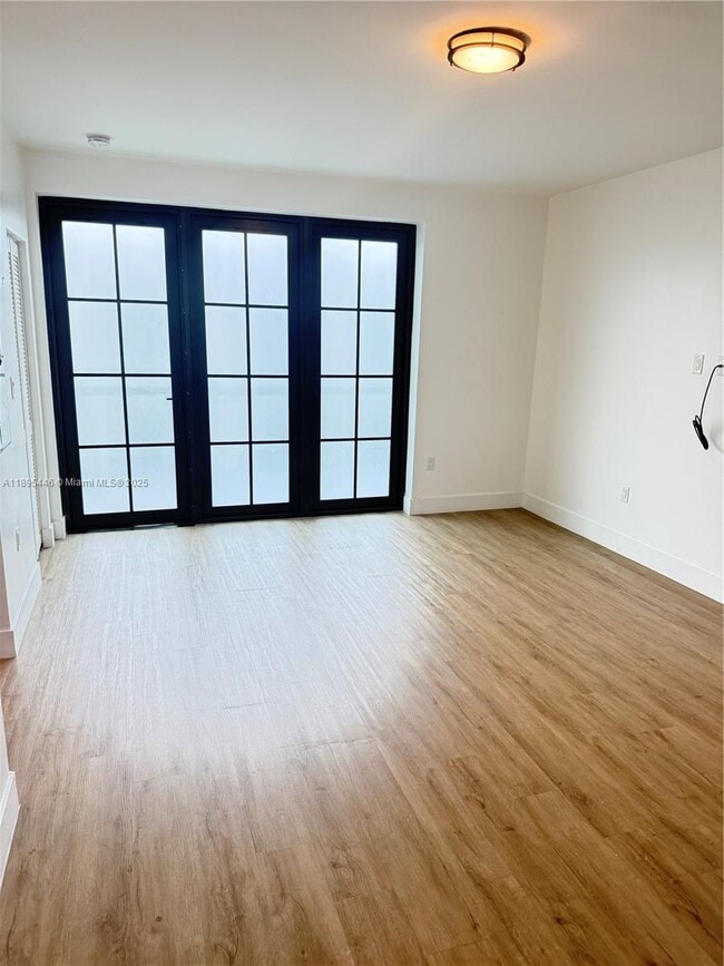 Foto del edificio - 4100 SW 64th Ave