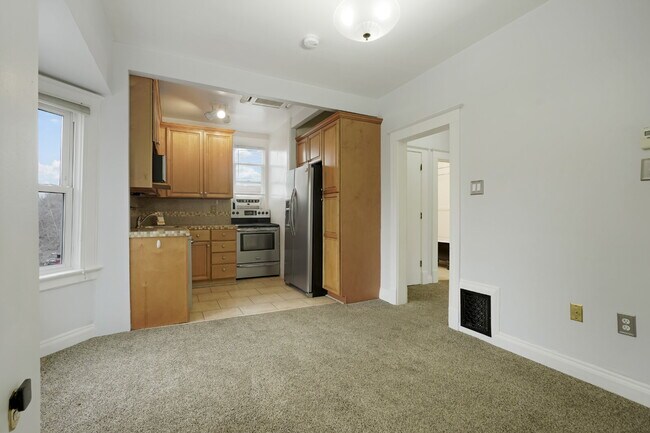 Foto del edificio - Starter Two Bedroom in Great Neighborhood