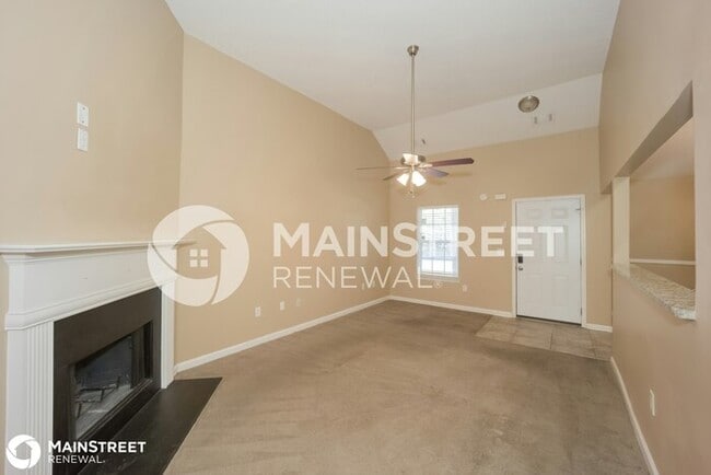 Building Photo - 4827 Wolfcreek View, Atlanta, GA 30349