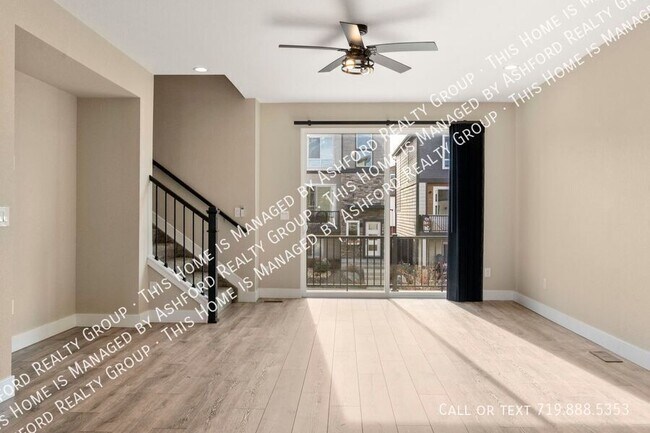 Foto del edificio - 1367 Plentiful Dr