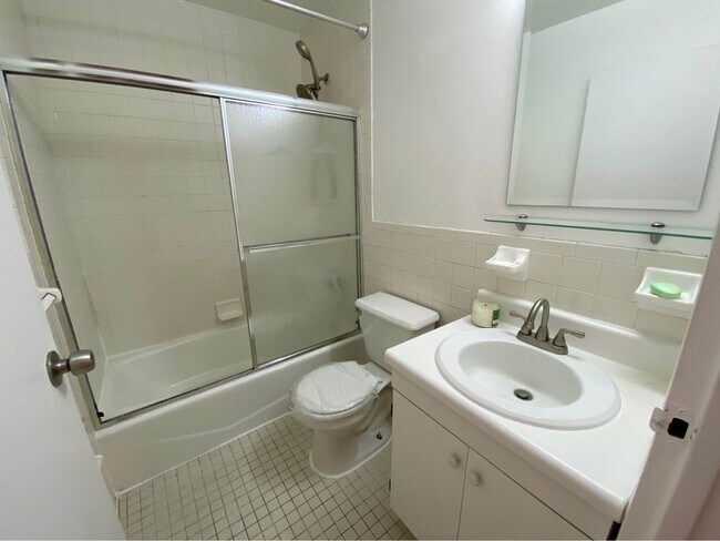 Foto del edificio - 1311 Intervale Ave